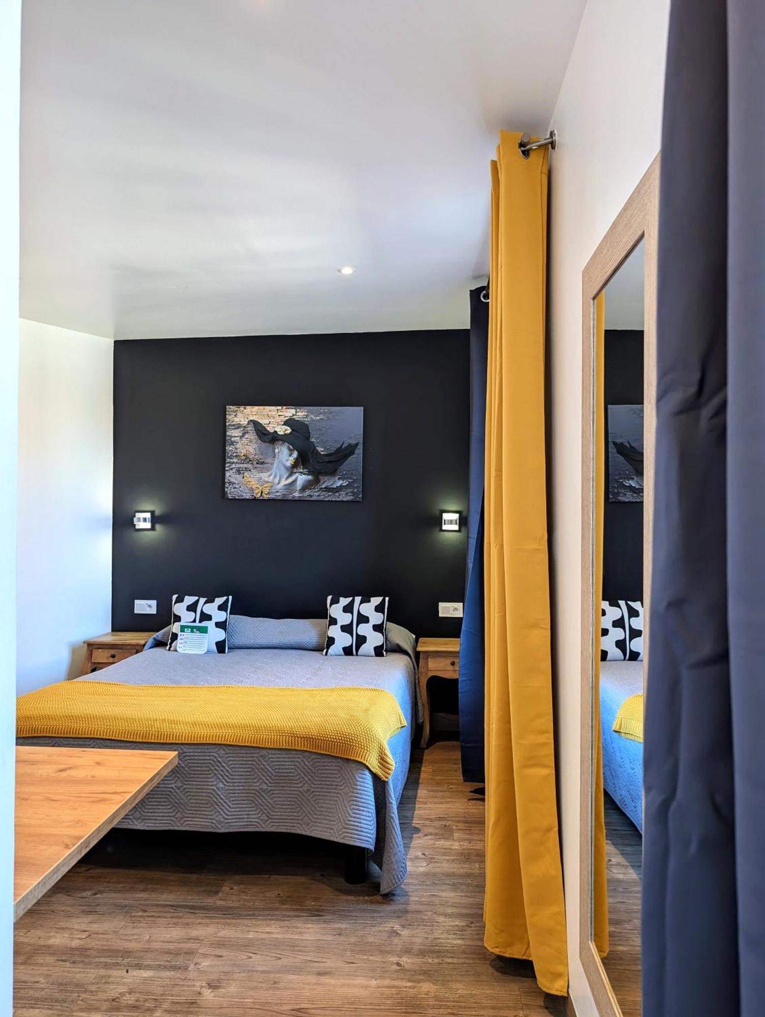 H33 Hotel