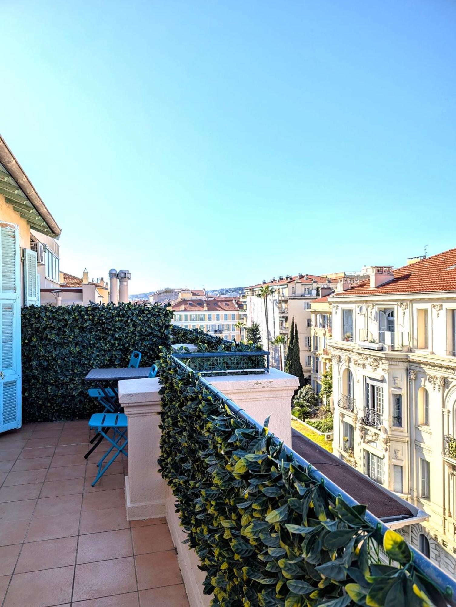 H33 Hotel